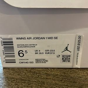 Women’s air Jordan worn once